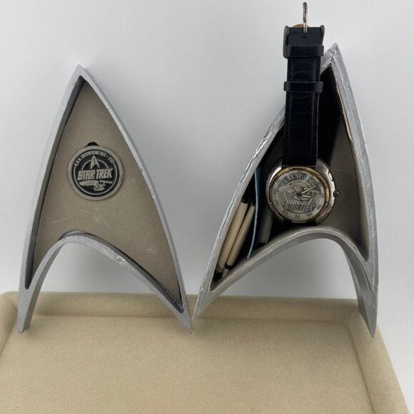 Vintage Star Trek Limited Addition U.S.S. Enterprise In Box Serial Number 08697 - Picture 4 of 12